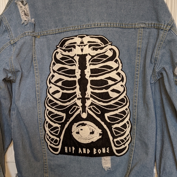 Hip and bone jean jacket - Picture 3 of 5